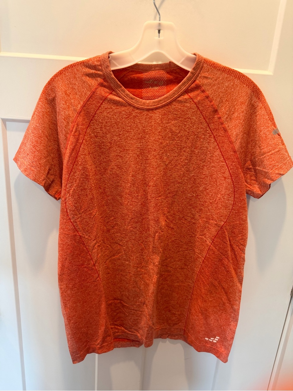 Women’s Large Burnt Orange Seamless Athletic Performance Workout Tee BCG